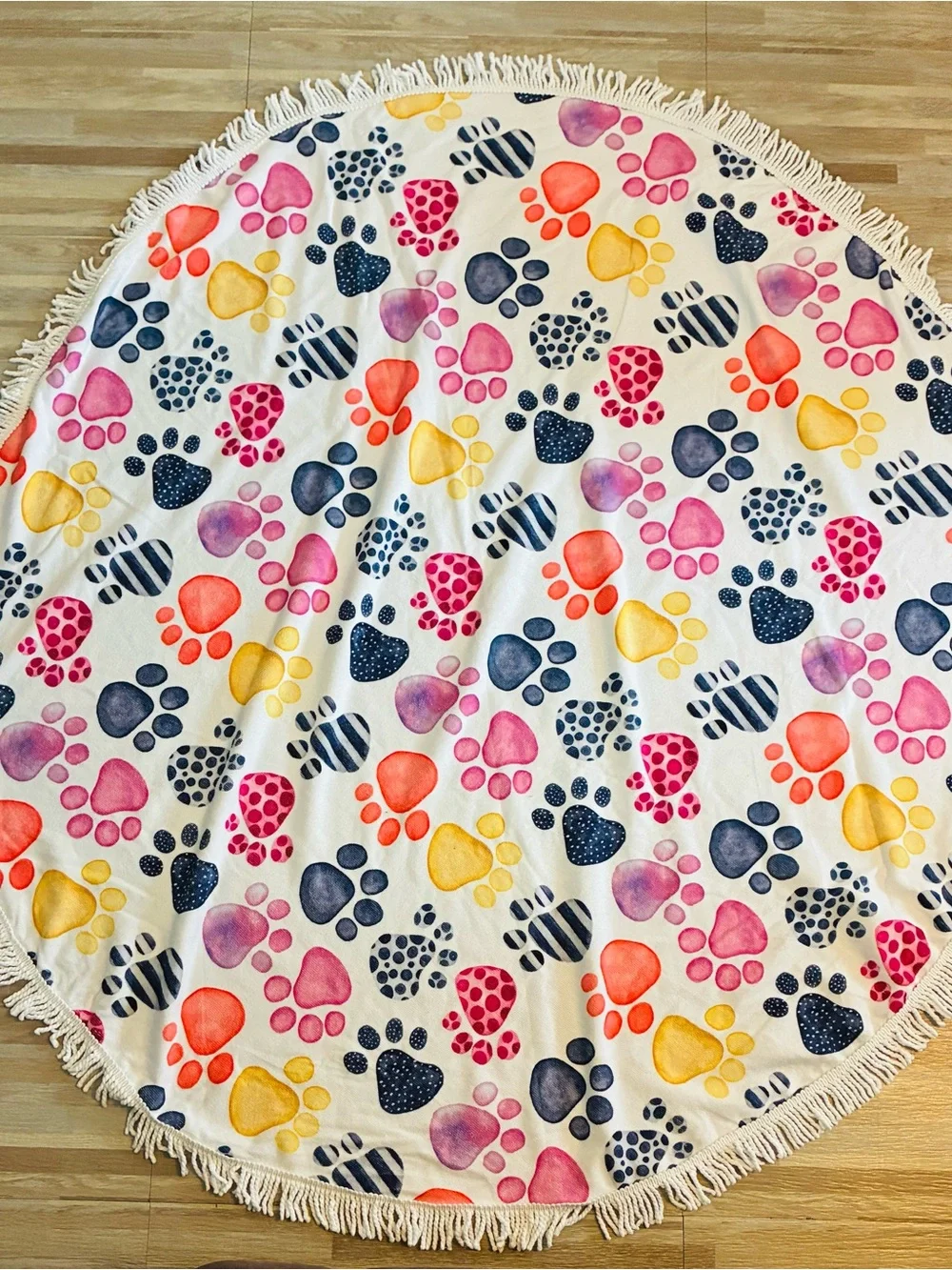 60” round paw print beach towel new no tags